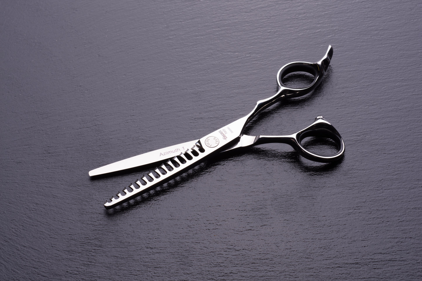 Forbici professionali Azimuth1 - affilatura Convex Shark e dentatura tipo "killer"